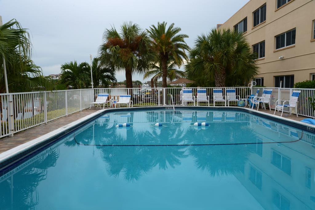 Treasure Island Beach, Fl Waterfront Condo سانت بيتي بيتش المظهر الخارجي الصورة